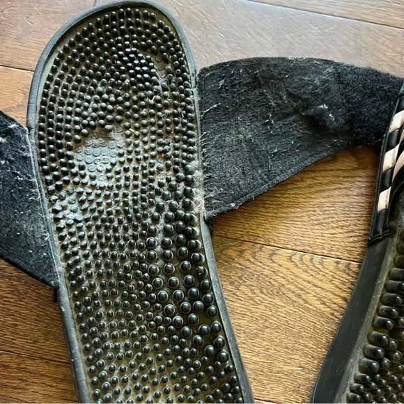 Adidas Sandals - Picture 8 of 14